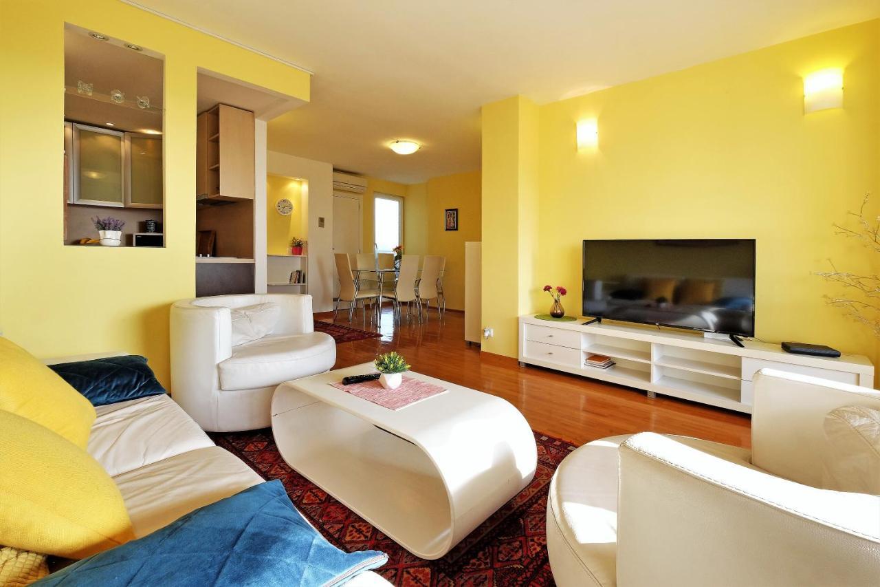 Apartment Bella Art เบลเกรด ภายนอก รูปภาพ