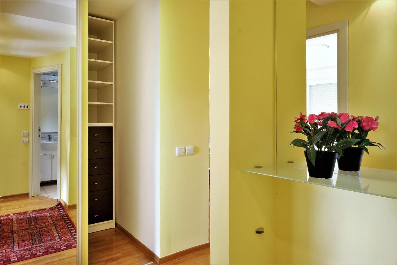 Apartment Bella Art เบลเกรด ภายนอก รูปภาพ